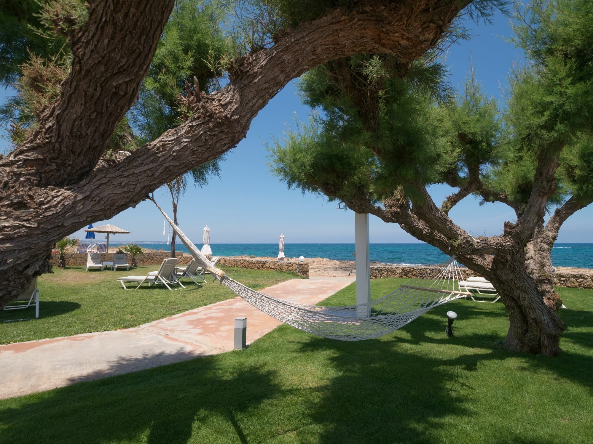 Pyrgos Beach Hotel Apartments Malia  Exterior photo