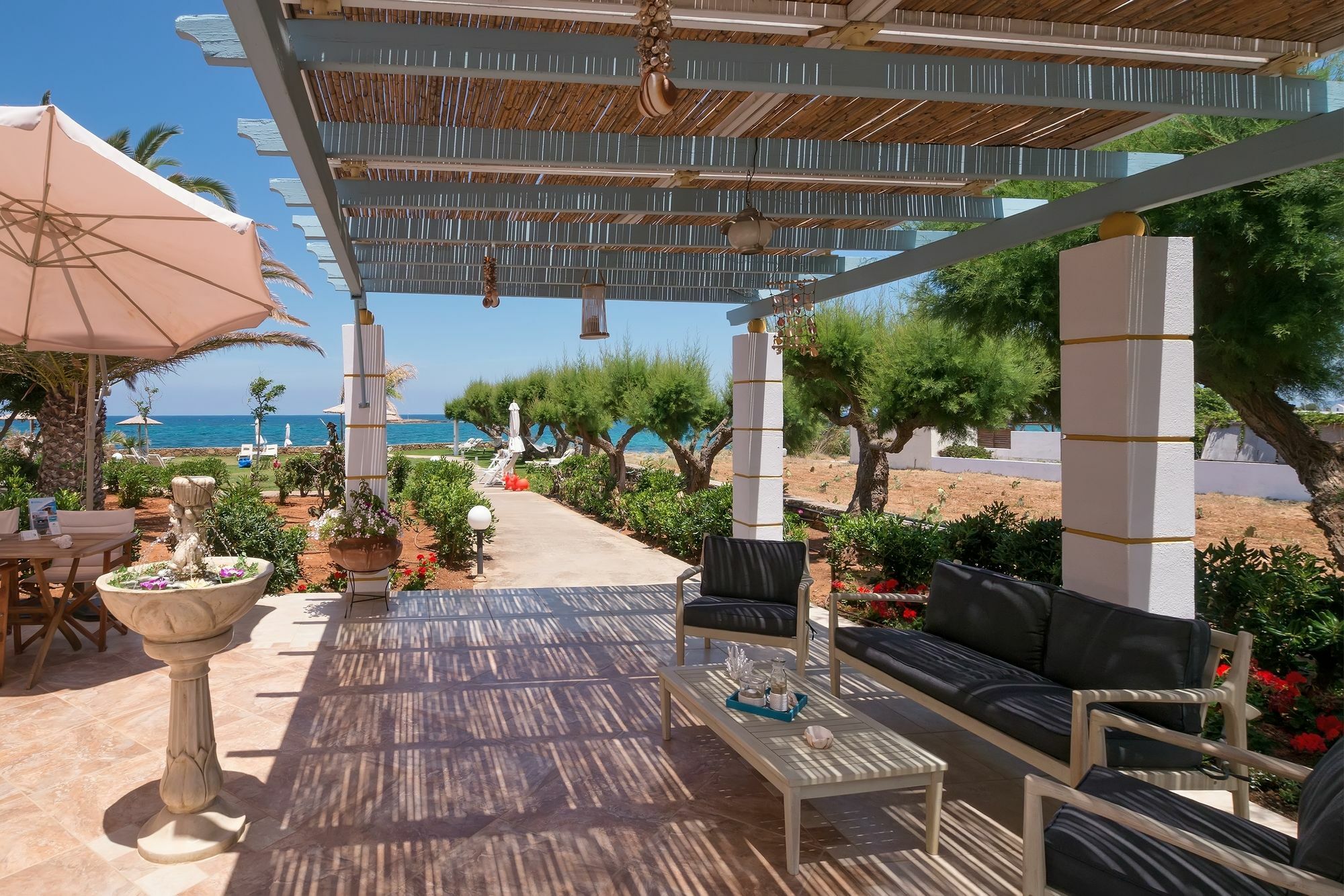 Pyrgos Beach Hotel Apartments Malia  Exterior photo