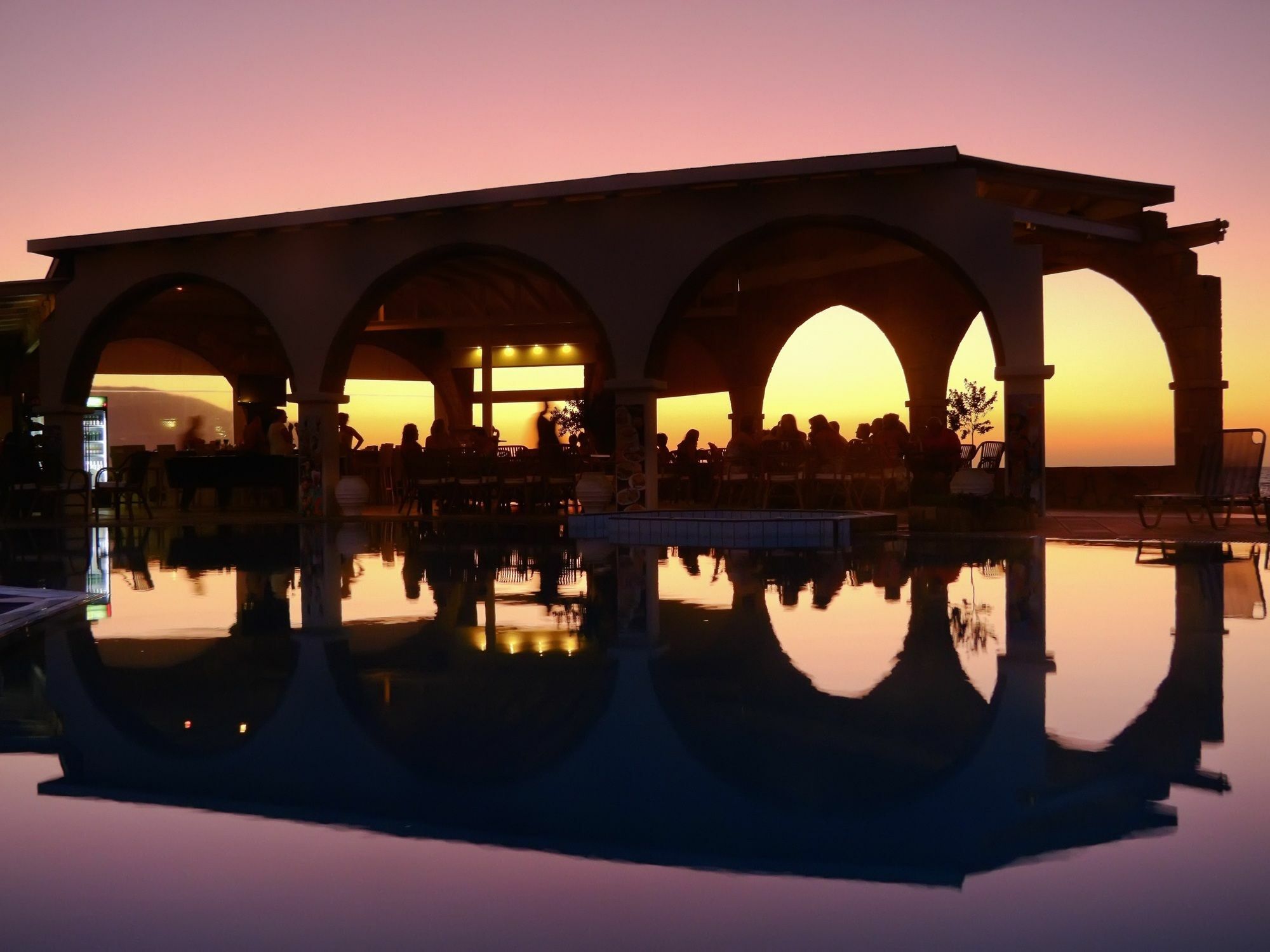 Pyrgos Beach Hotel Apartments Malia  Exterior photo