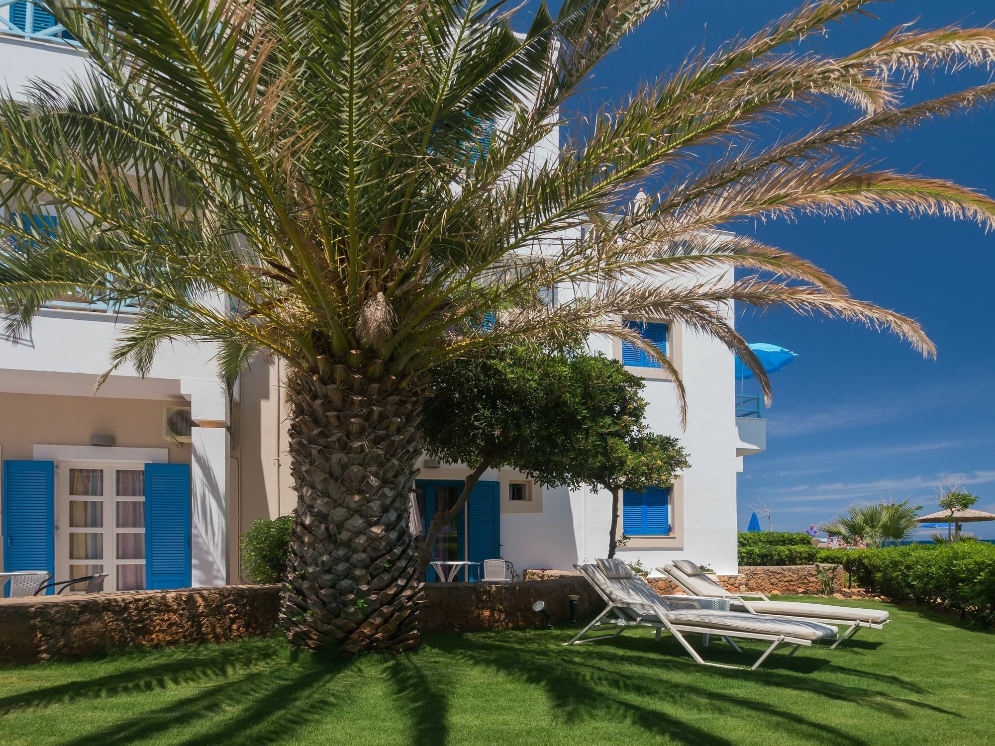 Pyrgos Beach Hotel Apartments Malia  Exterior photo